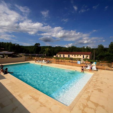 Отель Terres De France - Les Hameaux De Pomette Marminiac Экстерьер фото